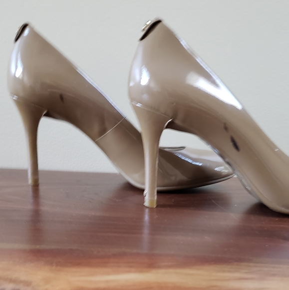Michael Kors patent leather heels - Picture 7 of 9